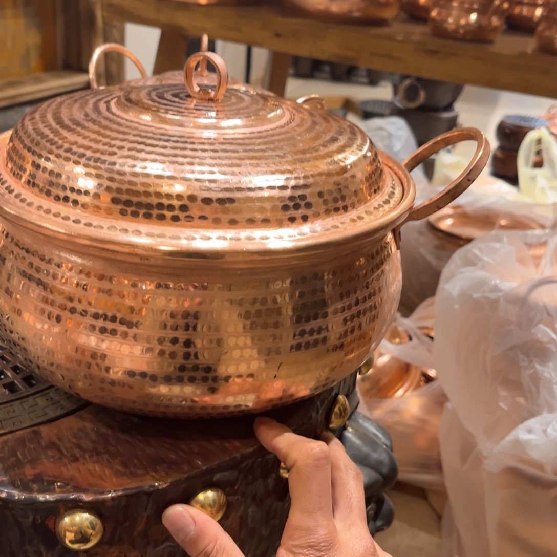 26原色锅手工锻打工艺