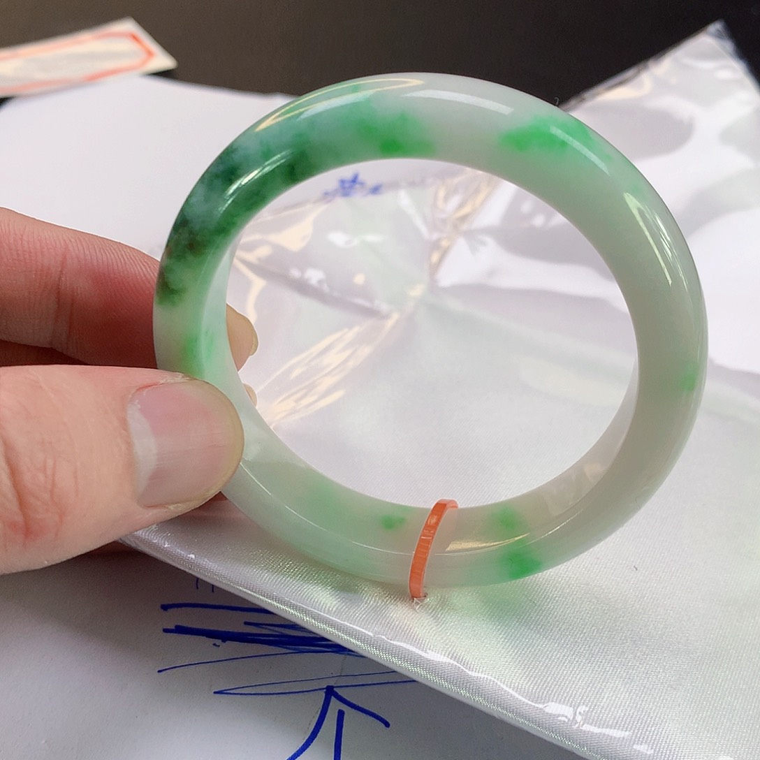 翡翠手镯未镶嵌100缅甸天然翡翠A货