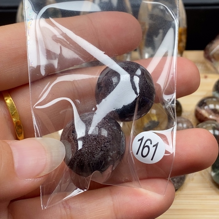 未镶嵌颈饰水晶水晶