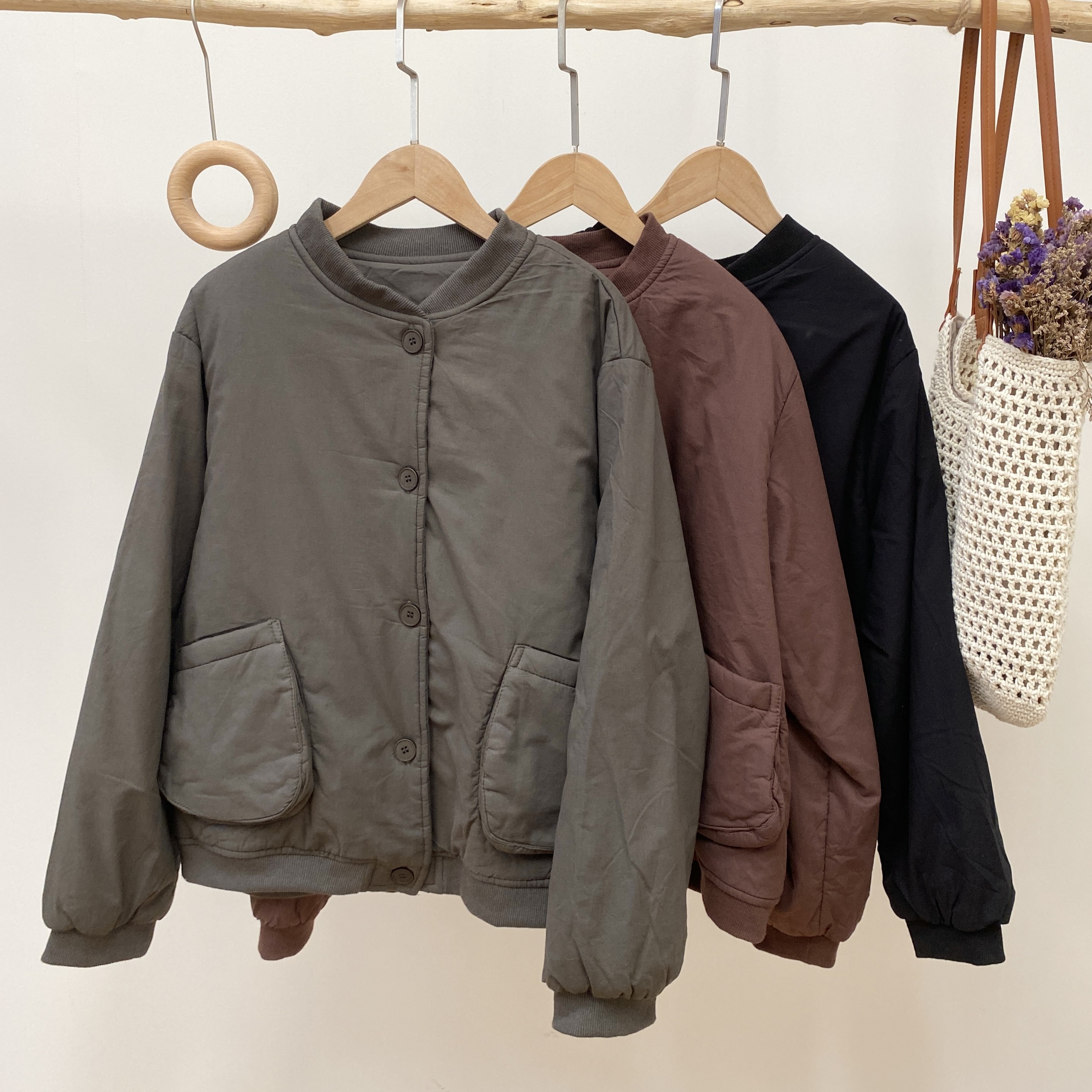 【圆领纯色纽扣两口袋棉服外套】4741