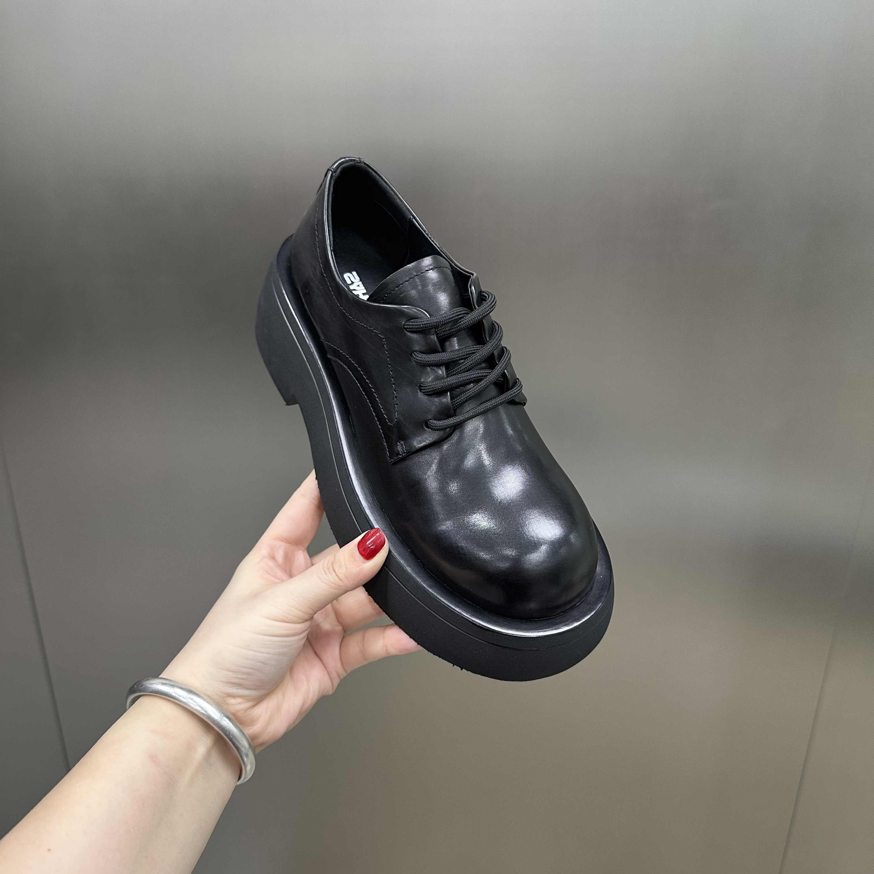 【左右华菲】5.5cm小个子显高厚底乐福鞋2025春季新款百搭黑色单鞋