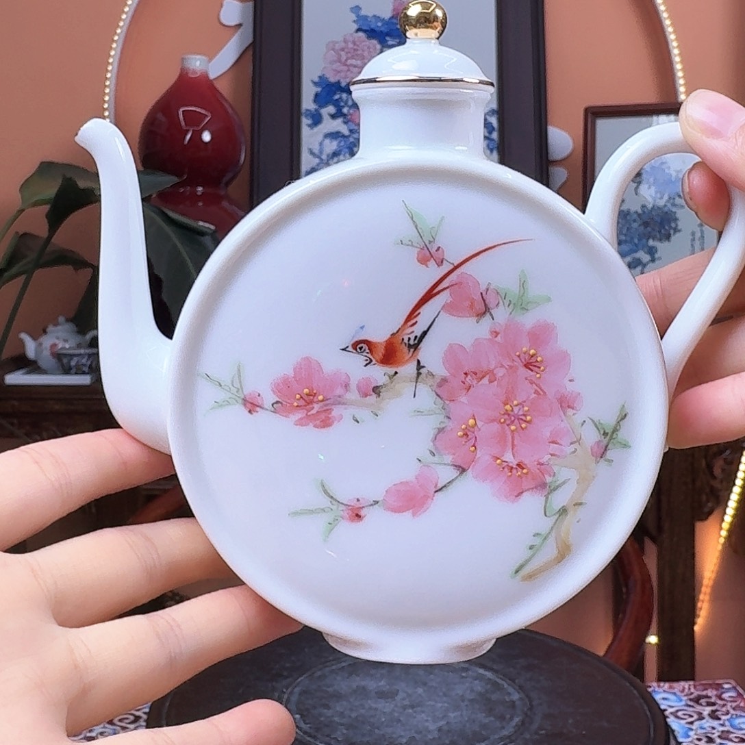 景德镇陶瓷手工壶