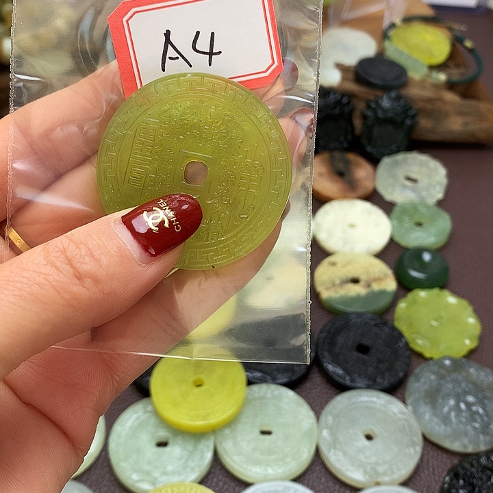 巳***巳蛇纹石玉合金颈饰