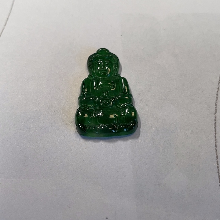 l***Q颈饰未镶嵌翡翠挂件