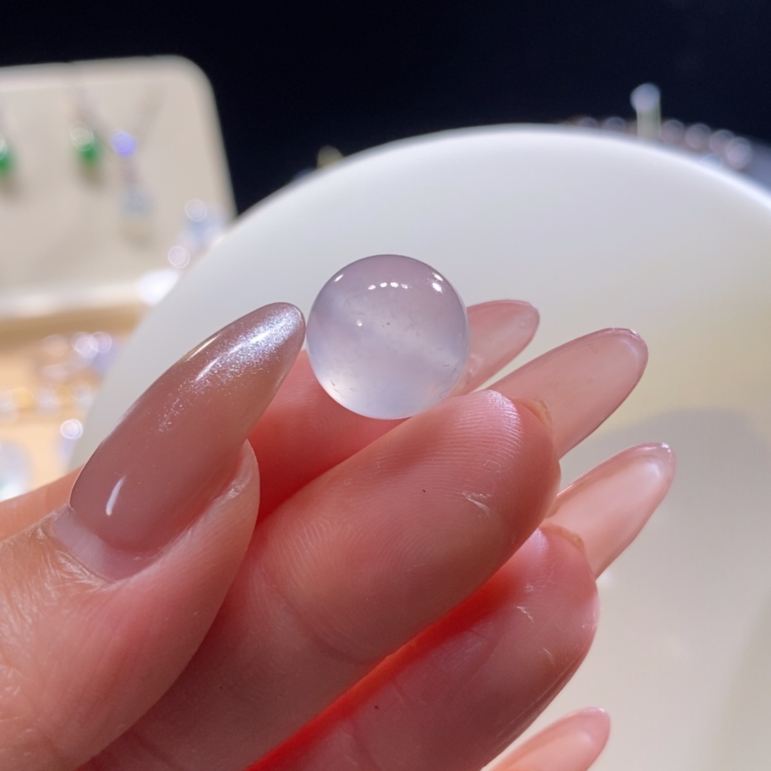 翡翠未镶嵌颈饰翡翠冰淡茶珠