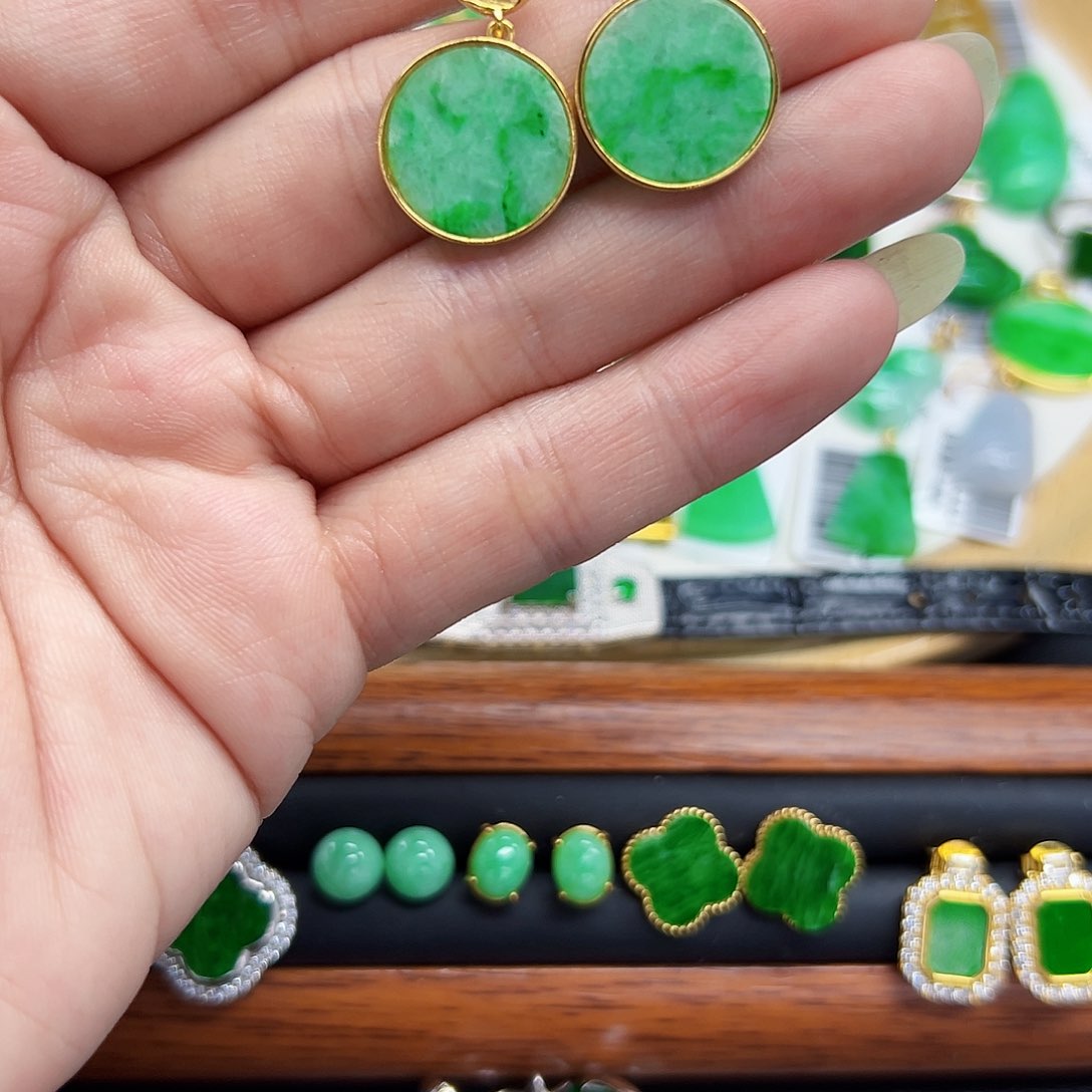 翡翠耳饰银S925镶嵌天然缅料A货一件