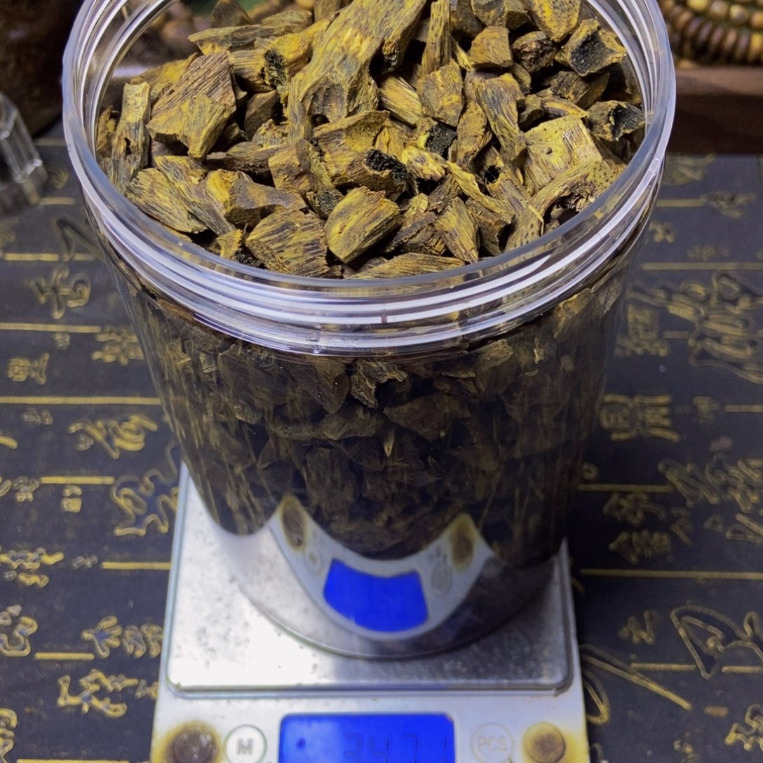 勿***空香霸品种小块料347克