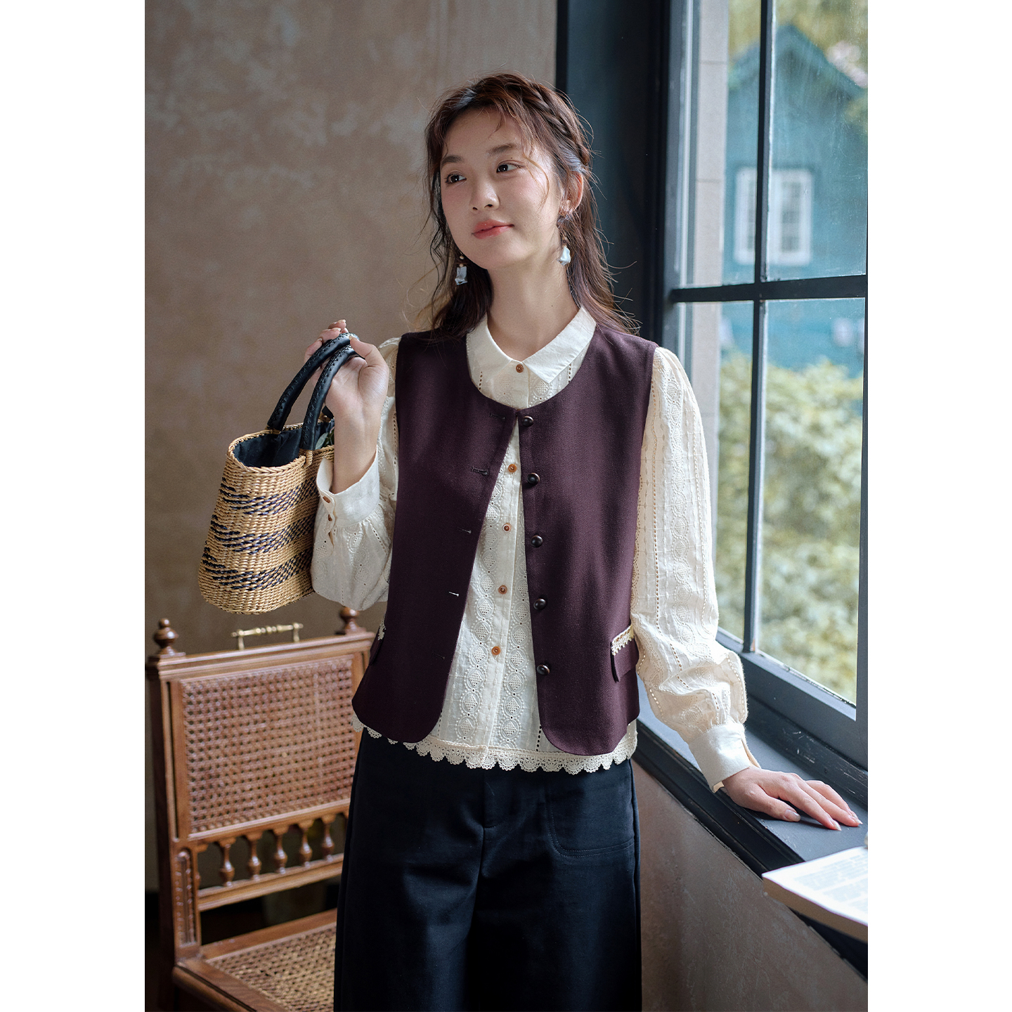 红念酒红色马甲外套女短款设计感秋季2025年新款女装气质外搭上衣