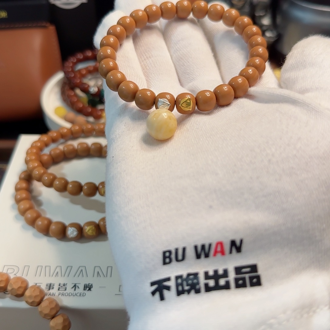 猴头核桃吊坠?**&8.7双金