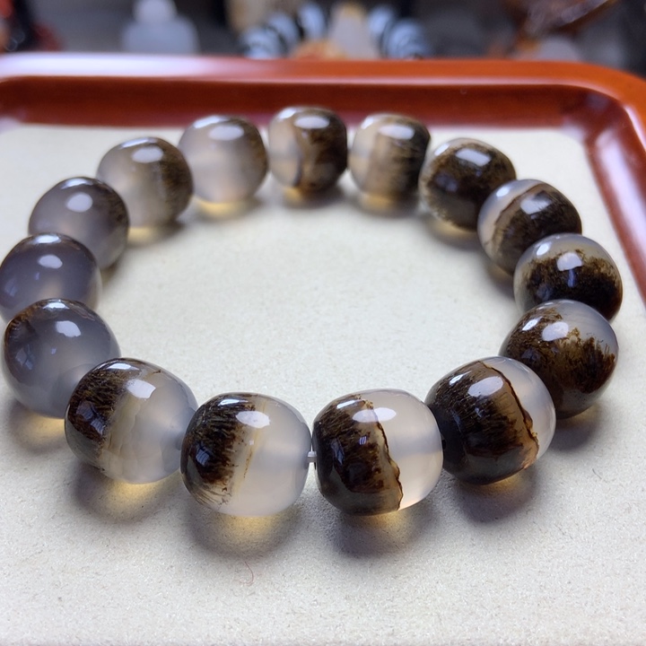 玛瑙/玉髓手串未镶嵌踏****方冰底发丝刺景老型珠