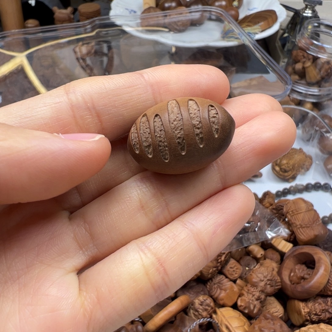 檀香木面包老山檀