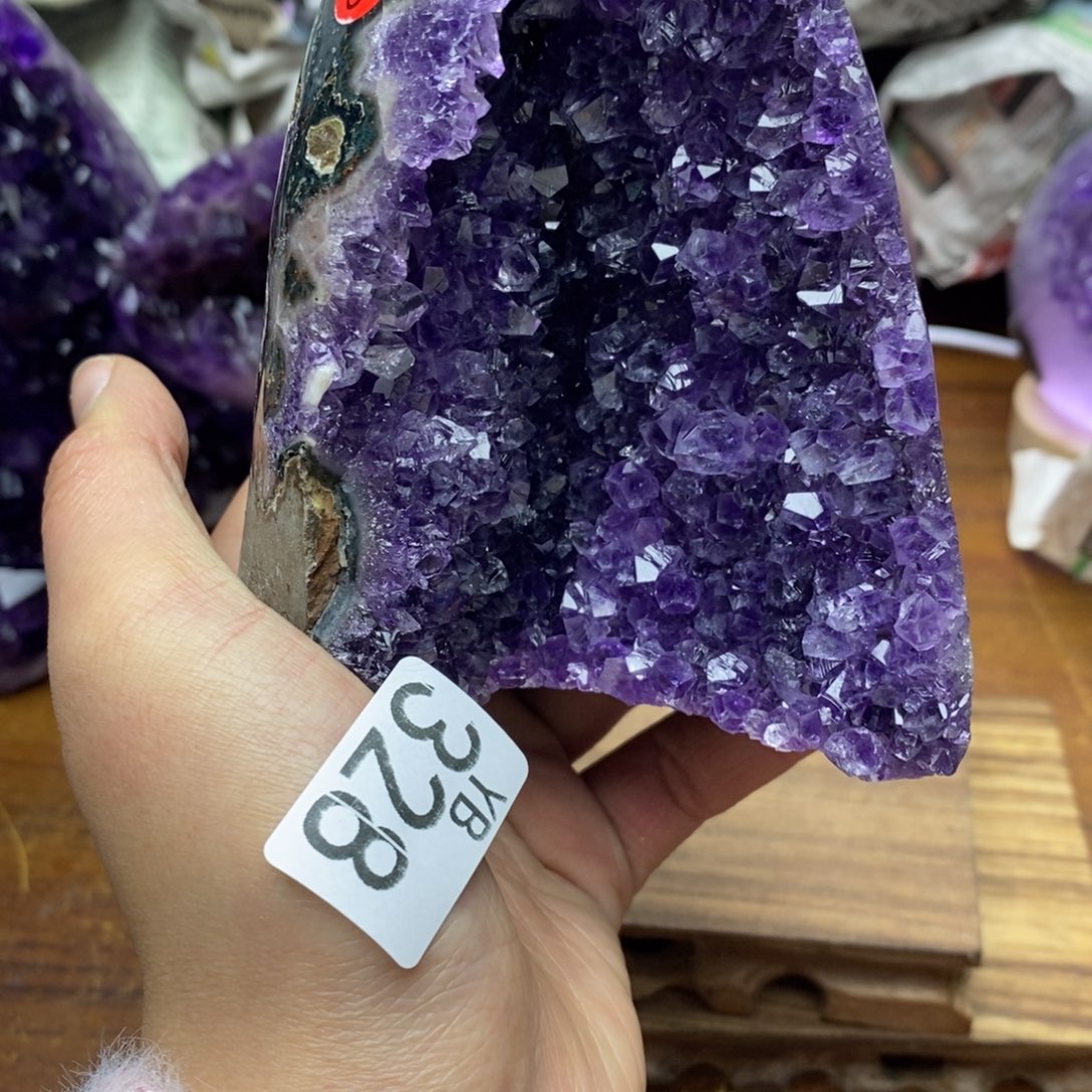 紫晶大型摆件（非配饰）未镶嵌