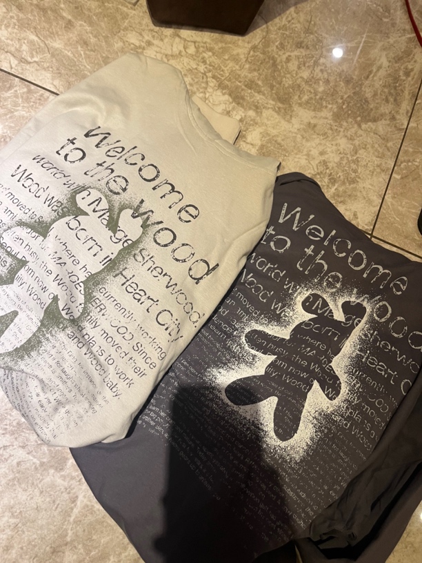 两色连帽兔子卫衣