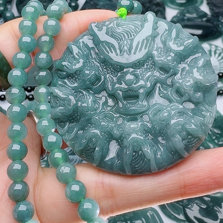 颈饰未镶嵌翡翠多样性发其一