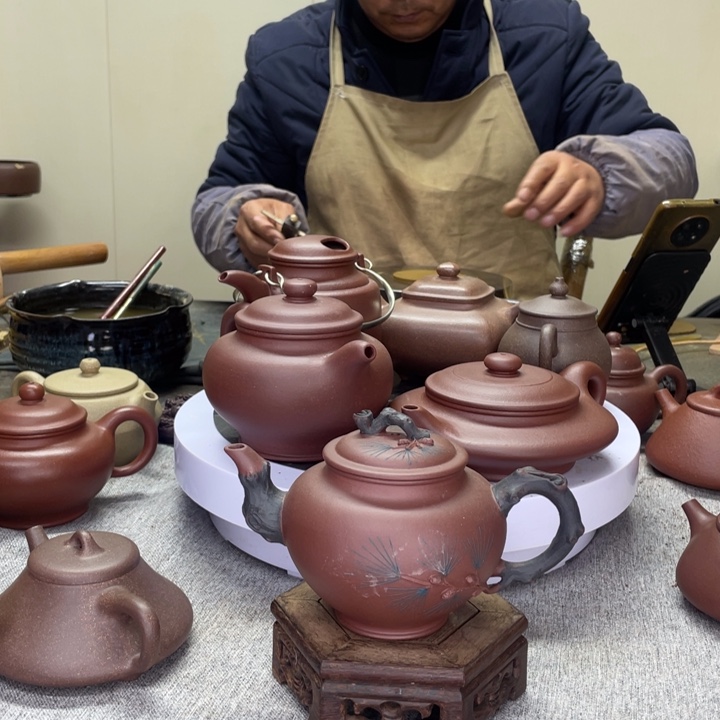 紫泥茶壶松针报春450C半手工