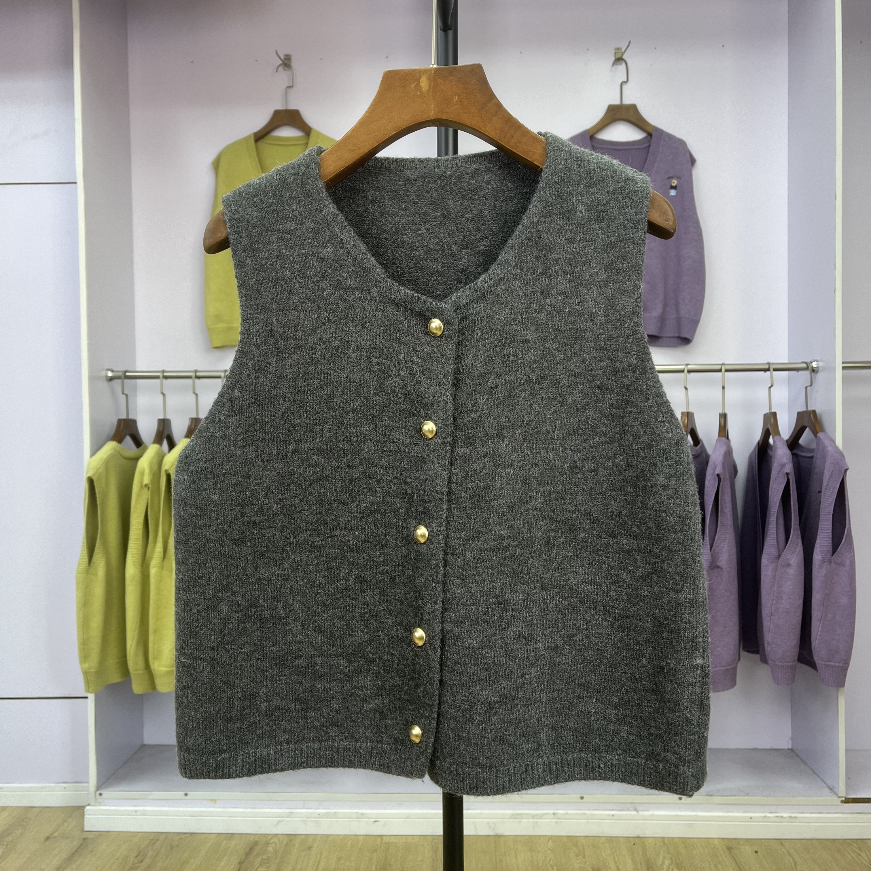 442 无袖女款打底纯色韩版洋气时尚针织开衫马甲坎肩外搭背心上衣