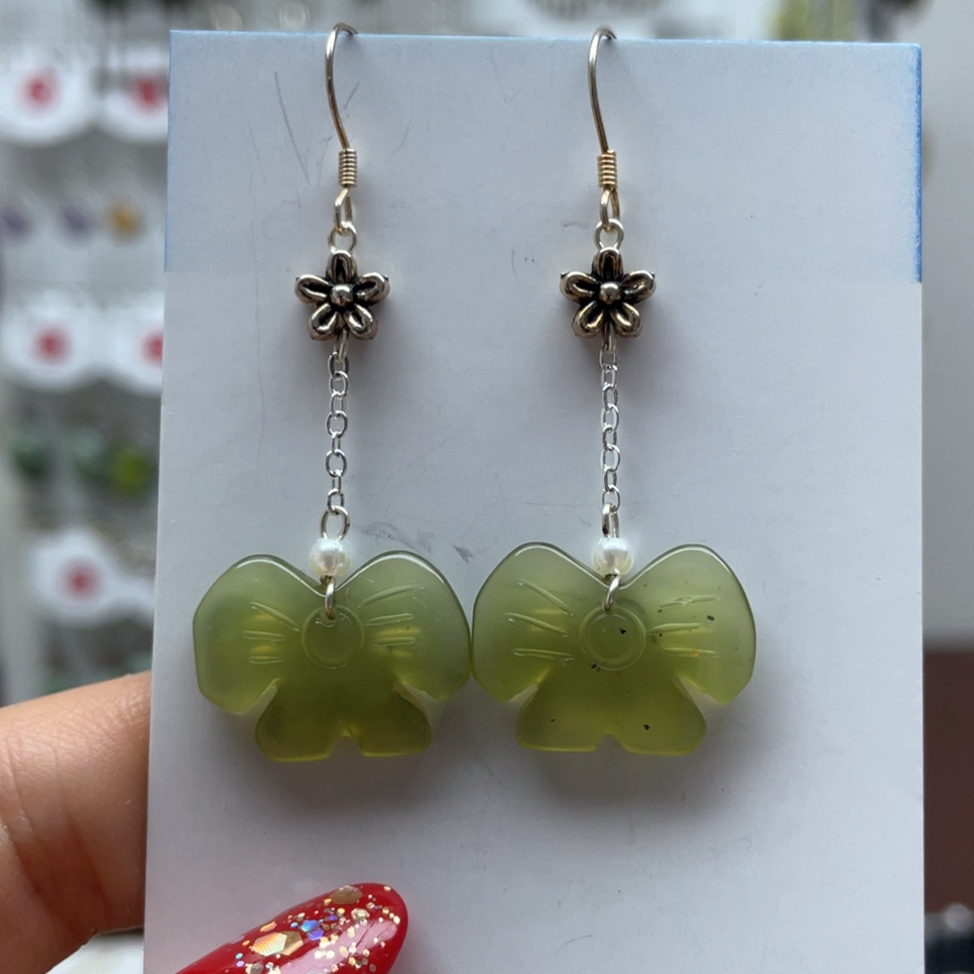 蛇纹石玉耳饰未镶嵌