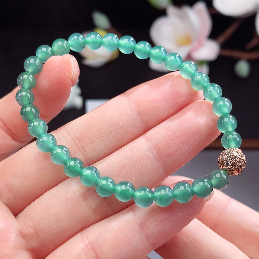 翡翠手镯（圆镯）未镶嵌