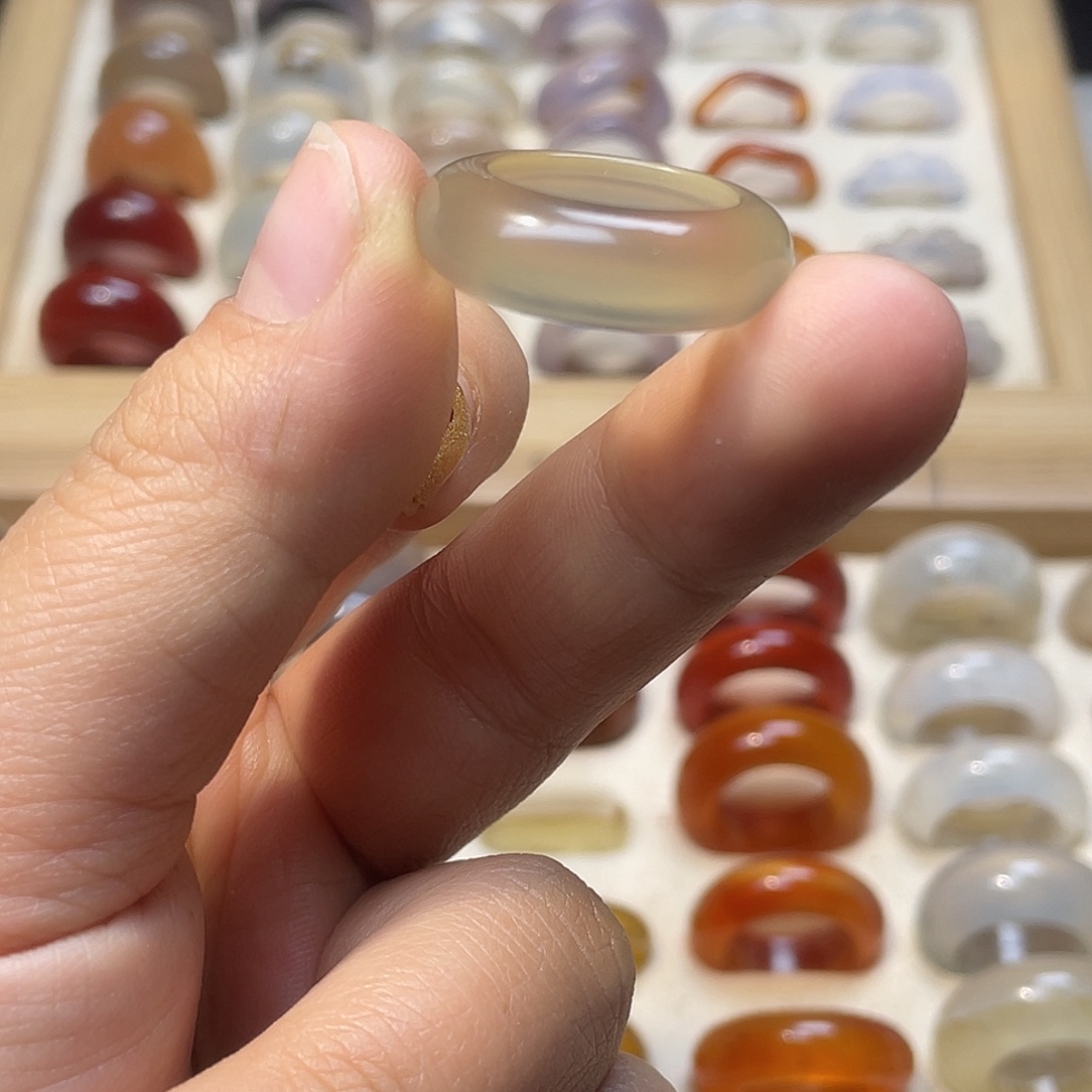 酸***^玛瑙/玉髓合金戒指A18港12不退换