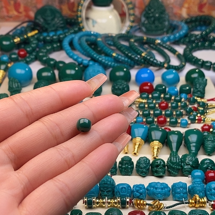 文***凯玻璃颈饰卡7老型绿色一颗