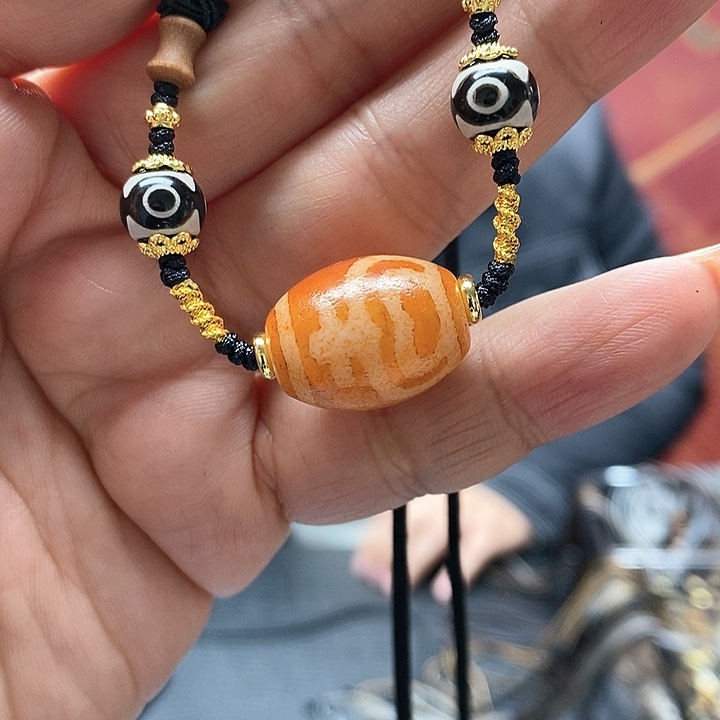 玛瑙/玉髓颈饰合金