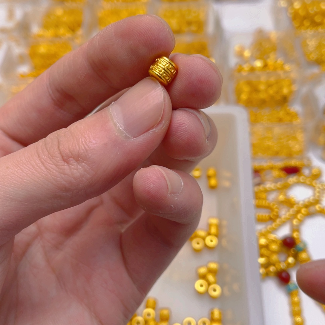 锆石铜合金回纹桶珠3颗