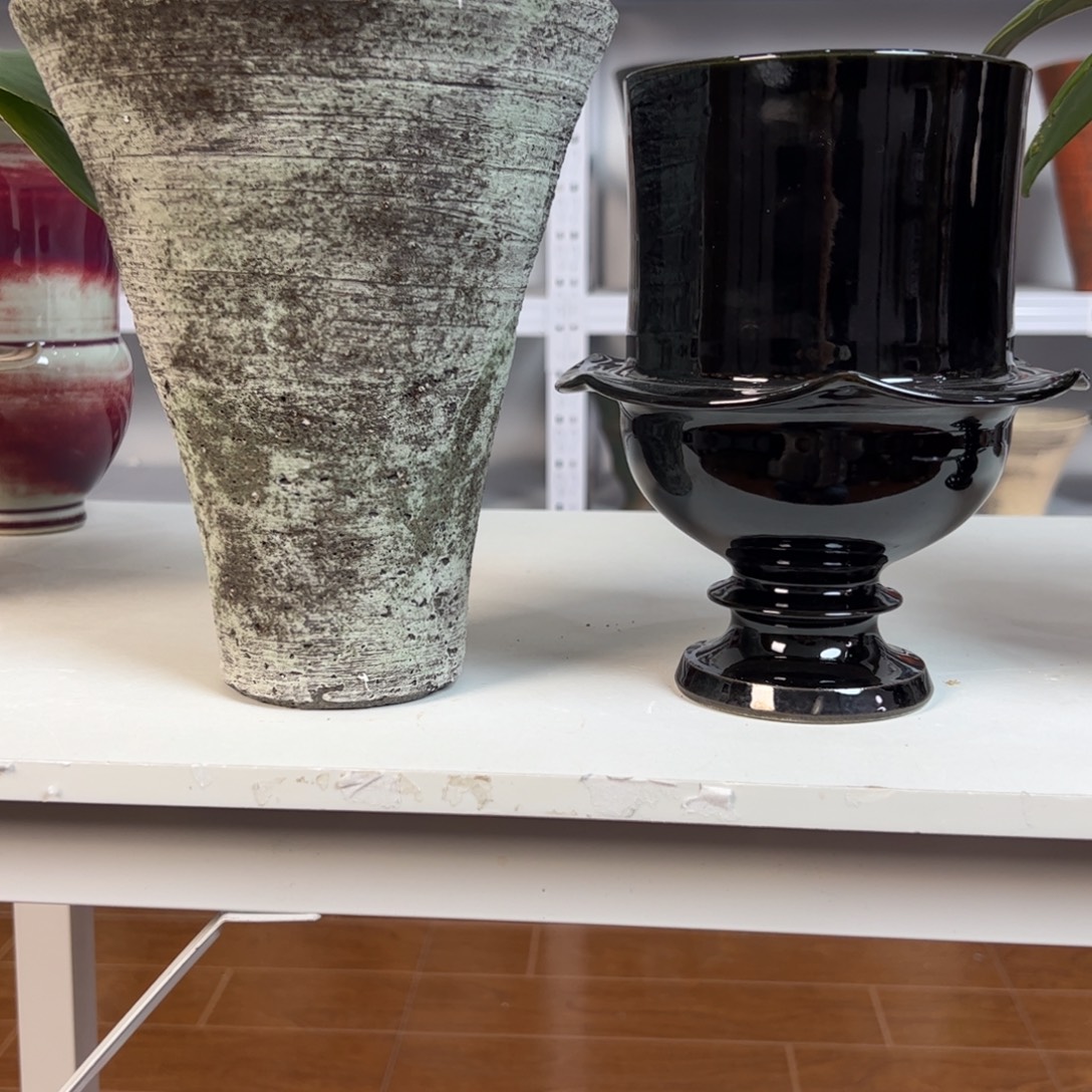 来***碗两个景德镇手工花盆