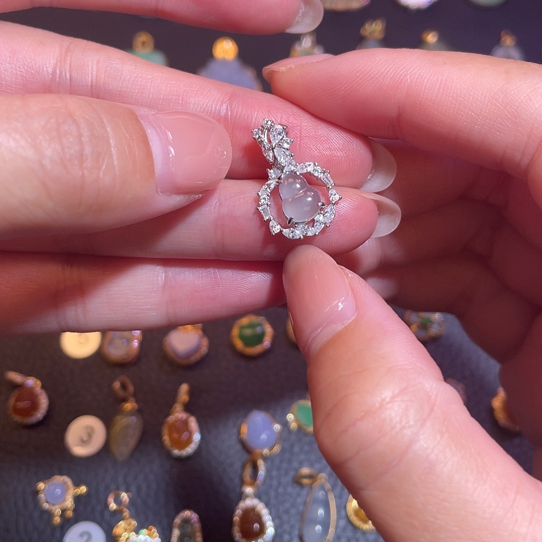 翡翠银S925镶嵌颈饰