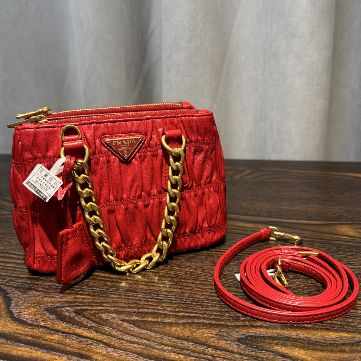 99新 Prada/普拉达 普拉达正红色褶皱mini杀手包