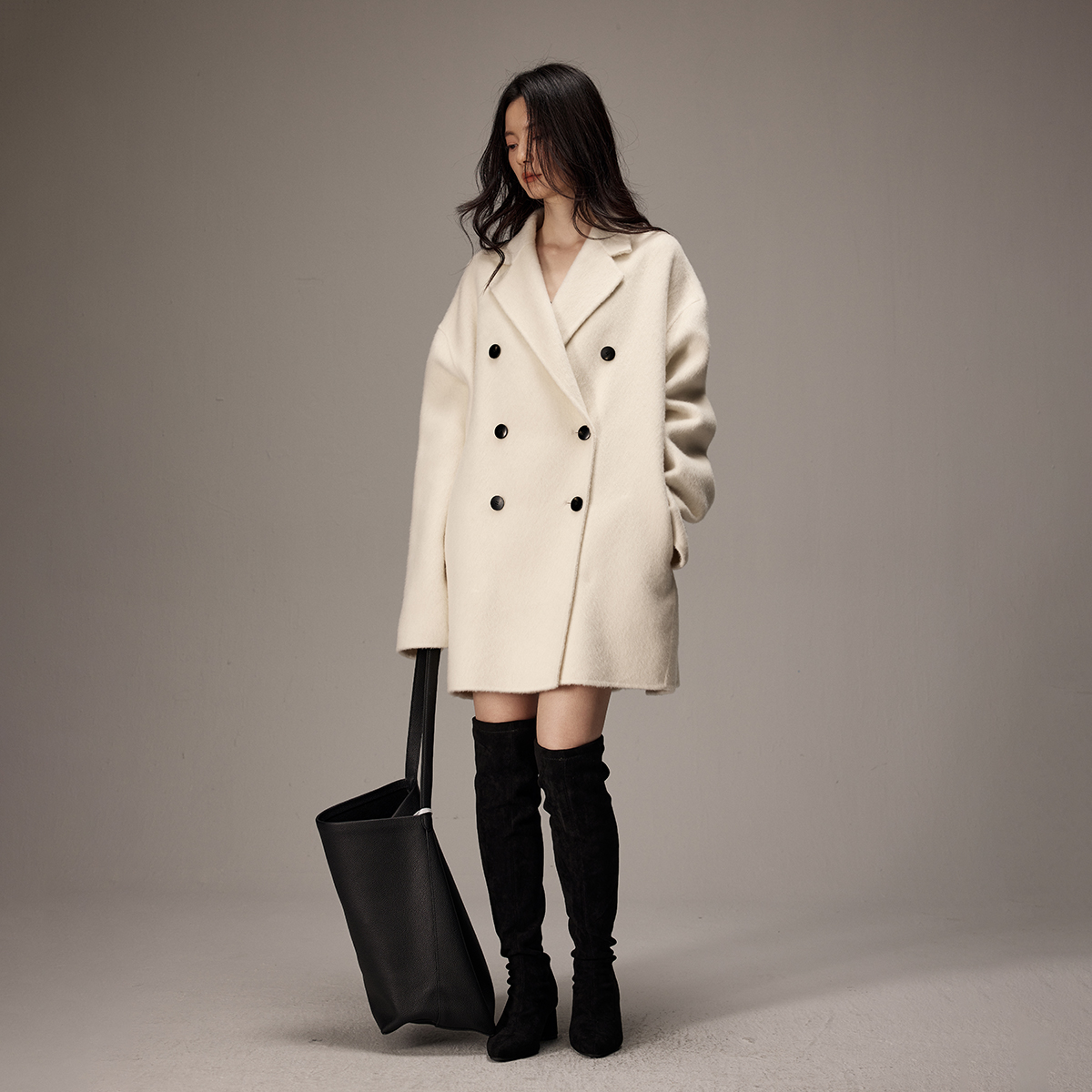 INOUTHRQ新款经典双排扣中长款双面驼绒大衣女廓形羊毛外套冬季