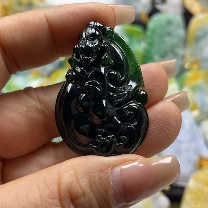 翡翠未镶嵌颈饰天然a货翡翠