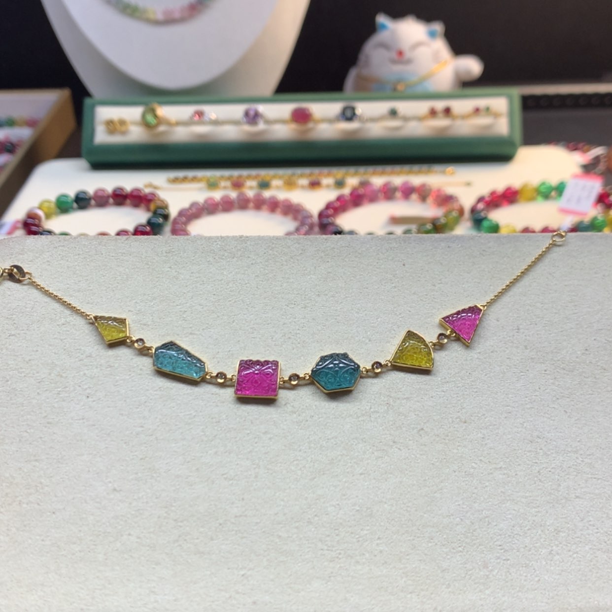 【闪购商品】碧玺手链18K金镶嵌碧玺