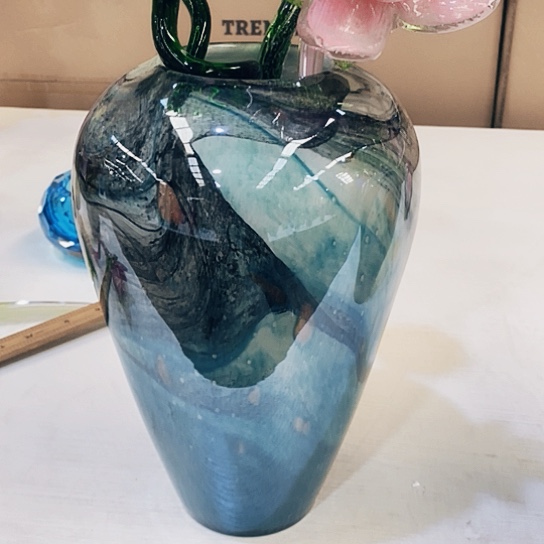 琉璃花瓶高31厘米口径9厘米