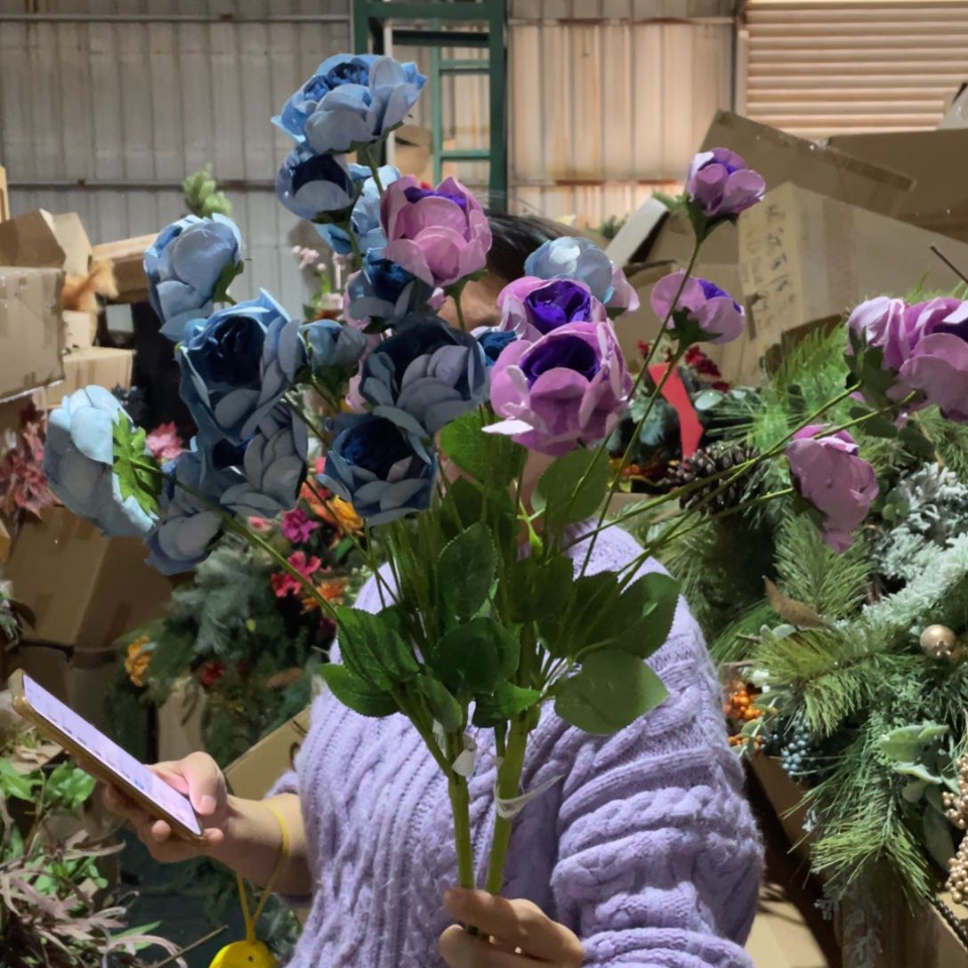 陶瓷花瓶，仿真绿植。