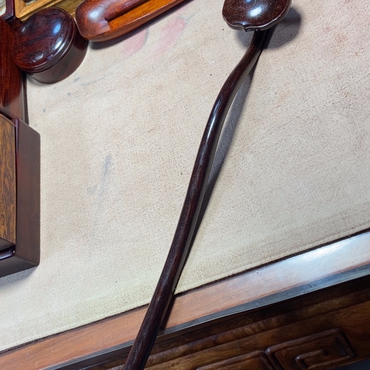 檀香紫檀（小叶紫檀）如意