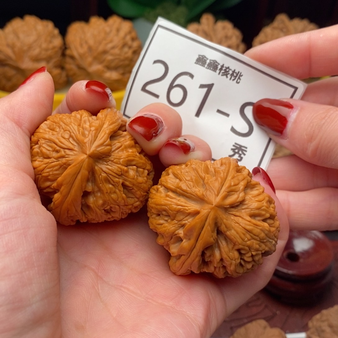 文玩核桃把件红锦鲤41