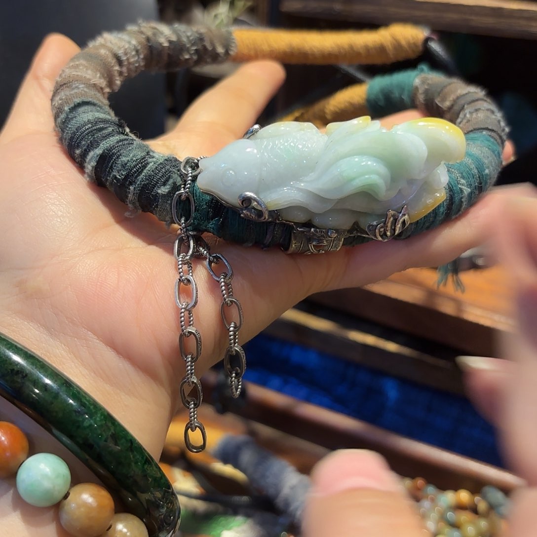 翡翠颈饰未镶嵌原创