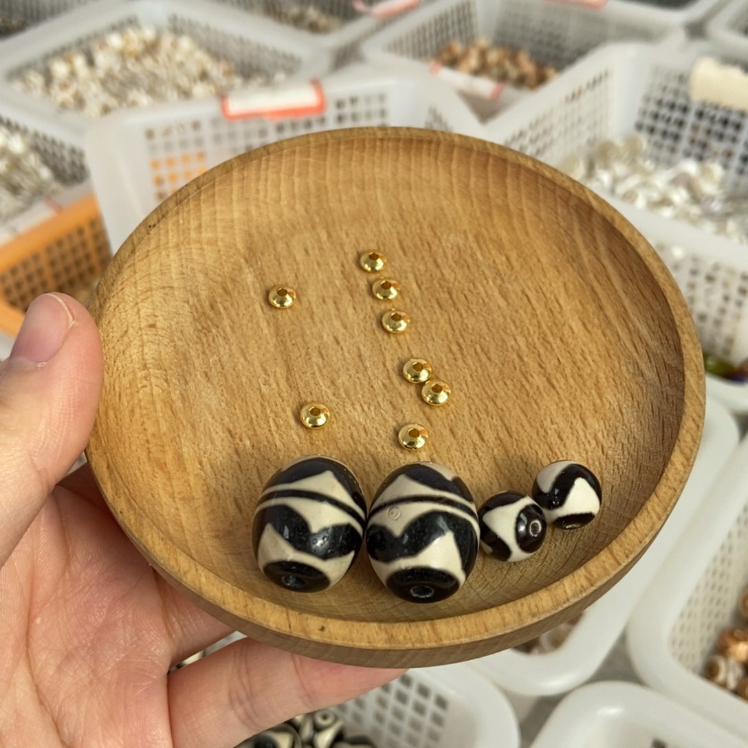 玛瑙/玉髓未镶嵌散珠奔**脱