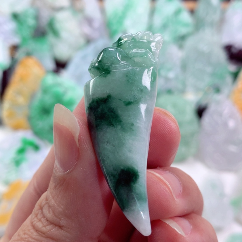 【闪购商品】翡翠未镶嵌吊坠(不含链)