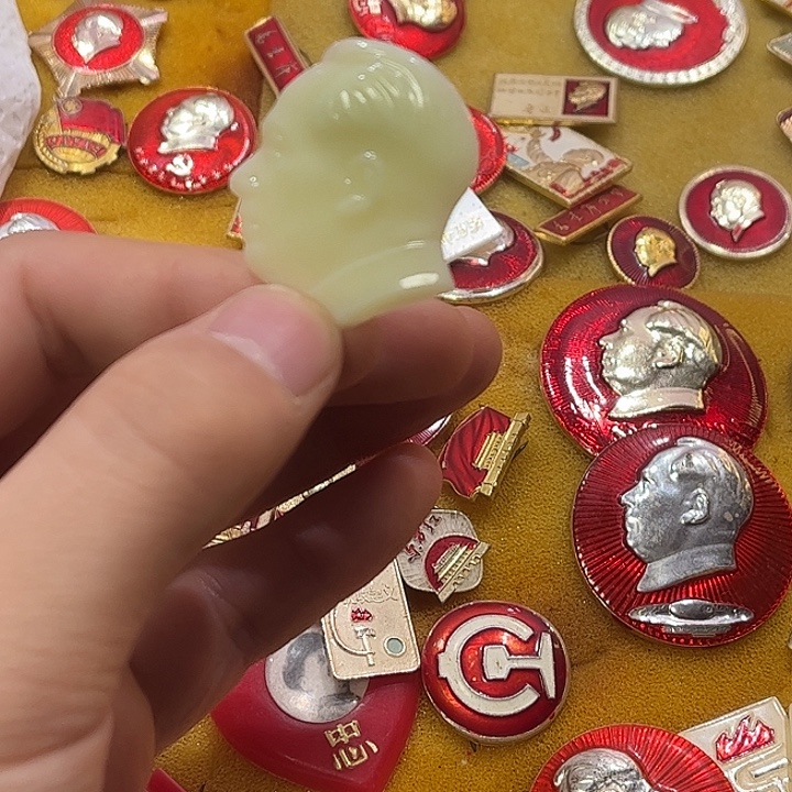 毛***先像章一一一一一一一一一一一