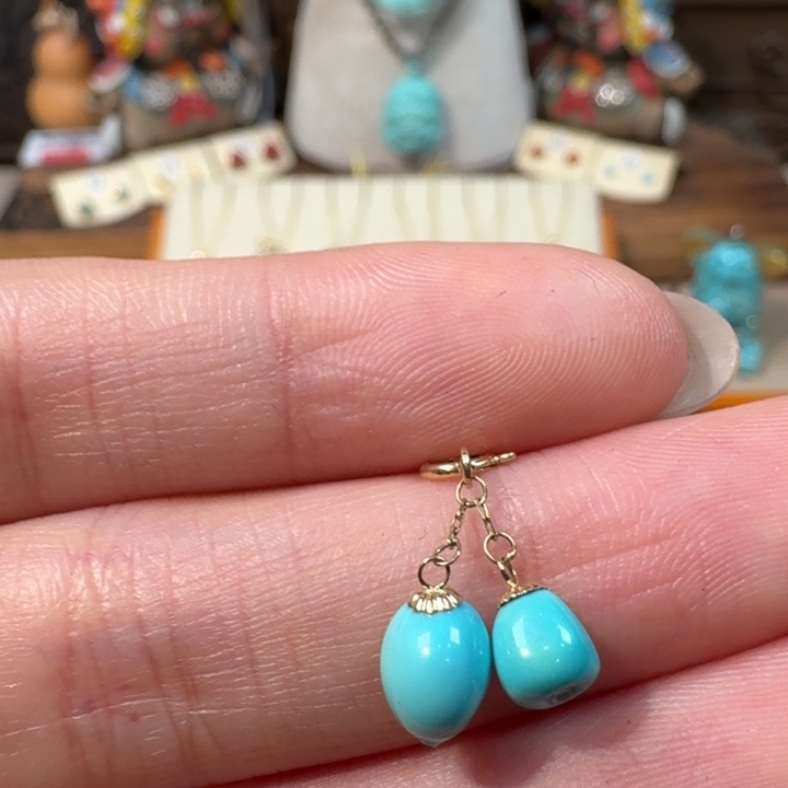 绿松石18K金镶嵌糖豆小滴流