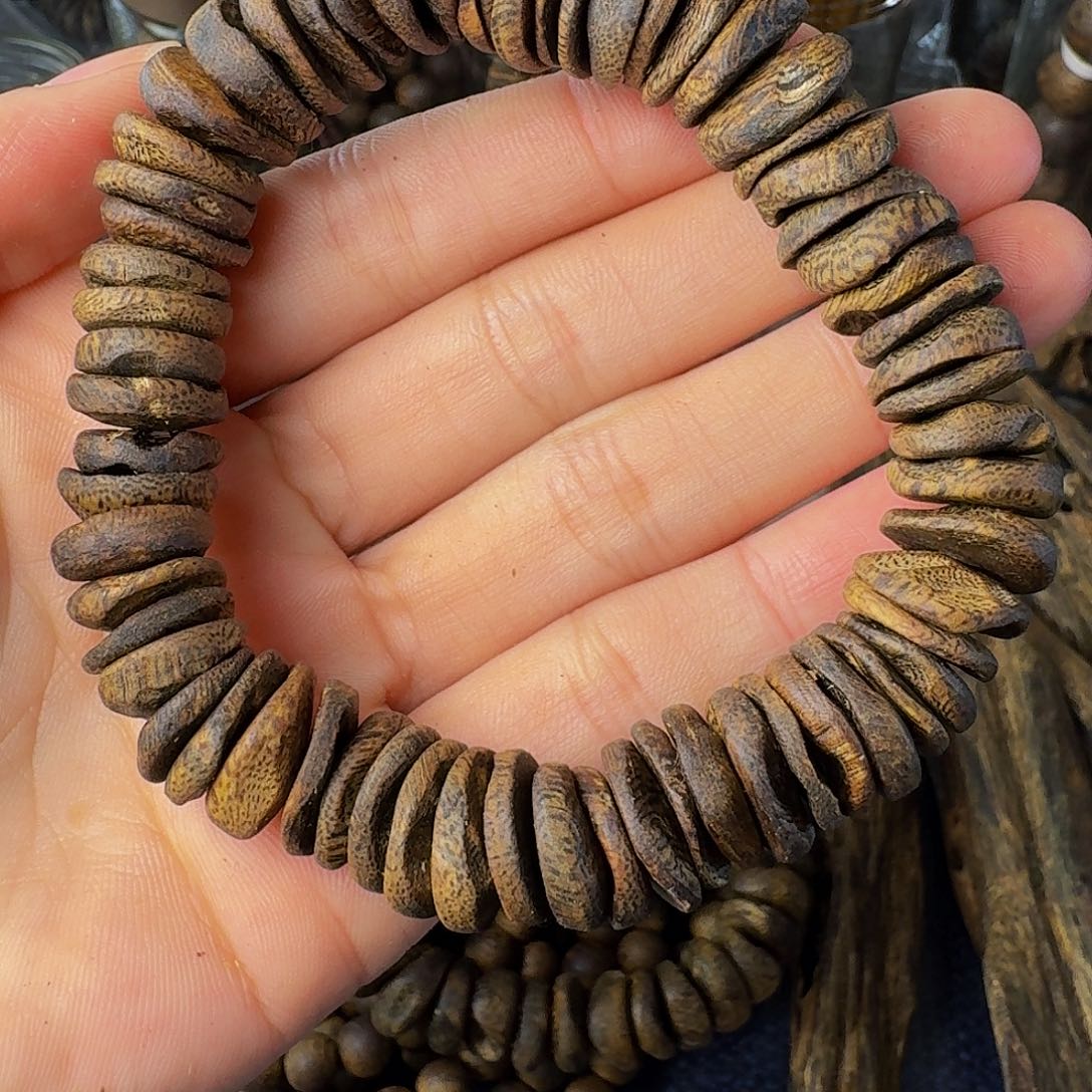 沉香手串牛肉干18克
