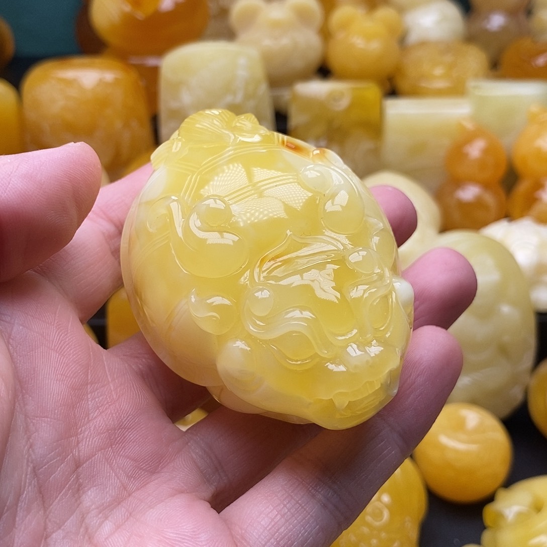 琥珀颈饰未镶嵌琥珀蜜蜡吊坠