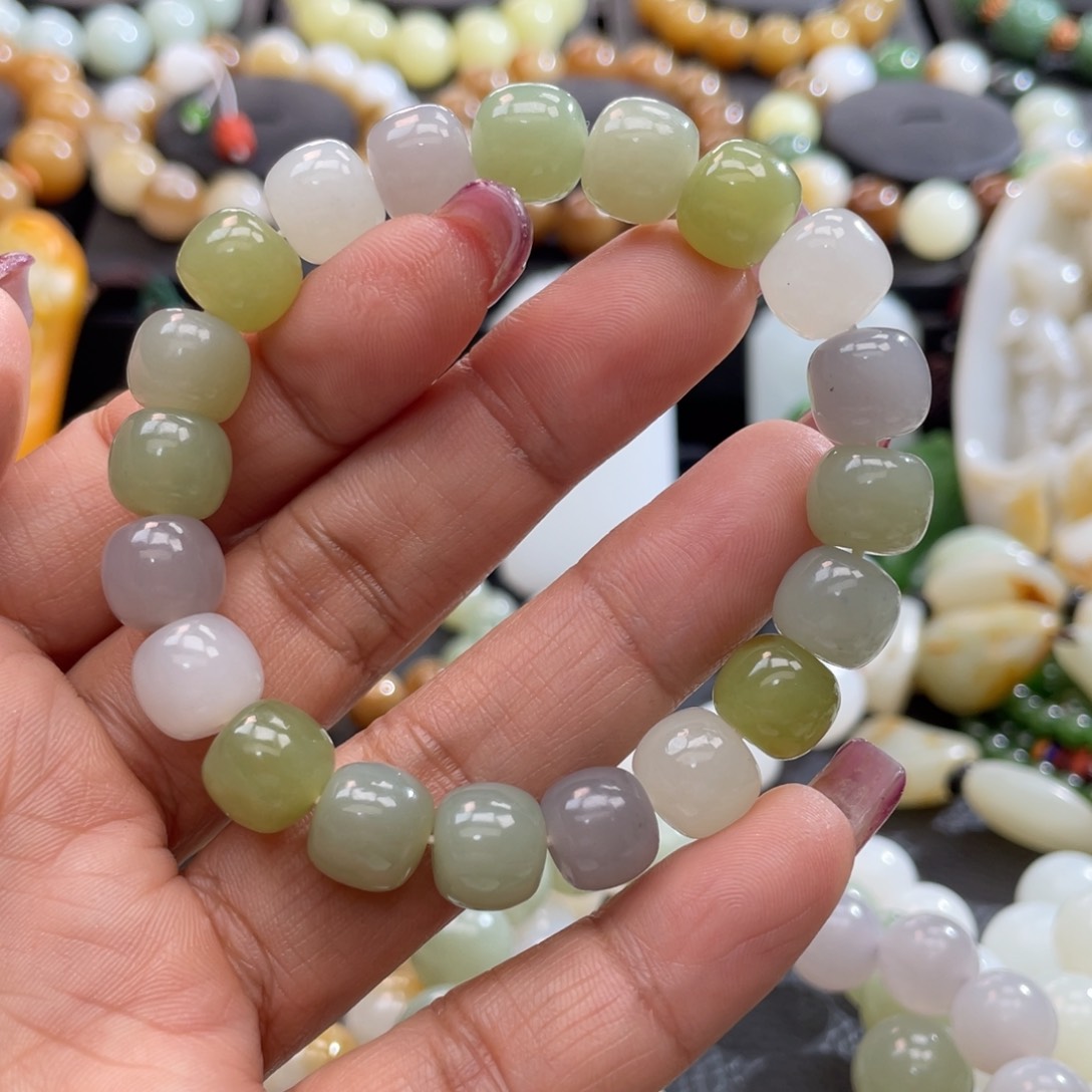 和田玉手串未镶嵌