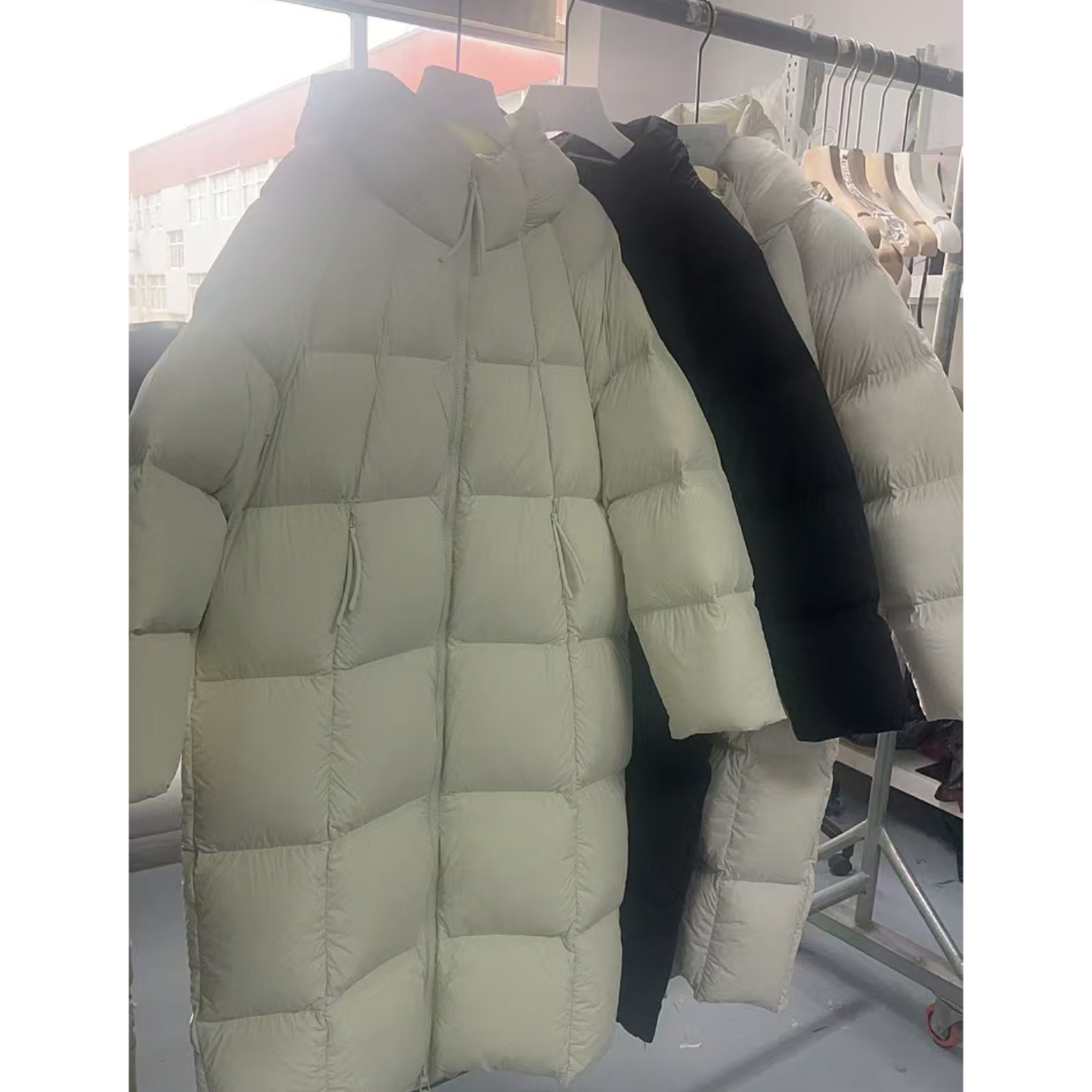 Zwinnie/詹维尼【鹅绒服】设计感休闲白鹅绒羽绒服 WFF202401