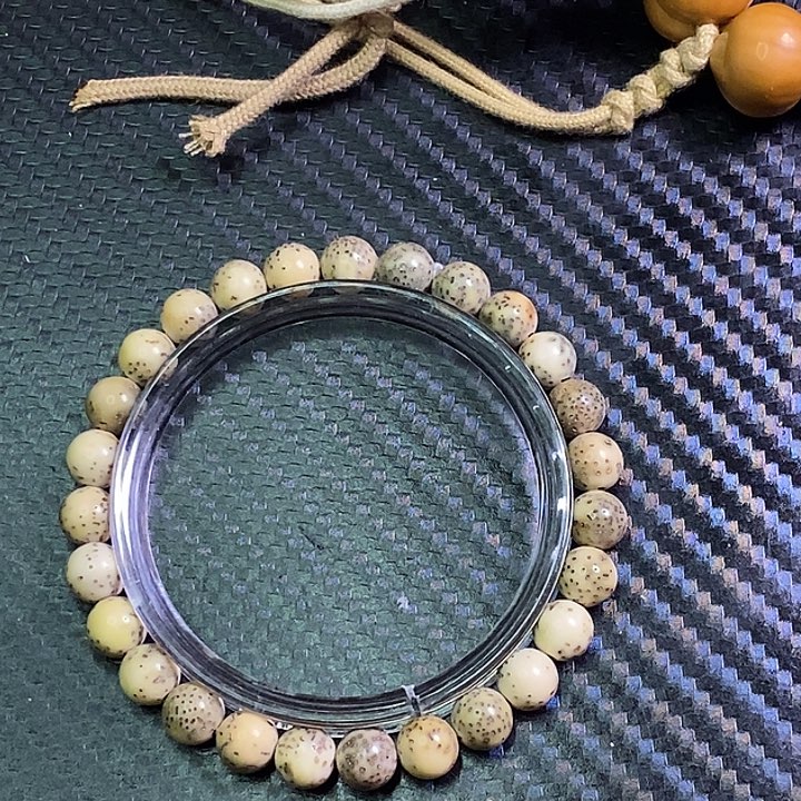 竹类星月菩提大留白
