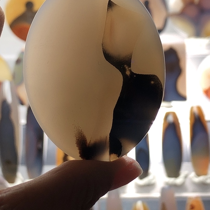 玛瑙/玉髓未镶嵌珠宝半成品138