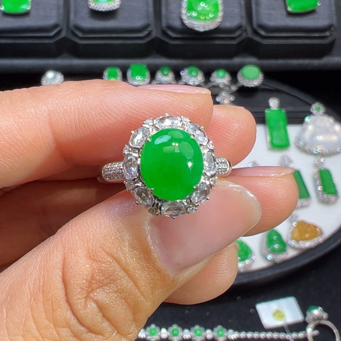 翡翠戒指18K金镶嵌收到货48小时鉴赏期