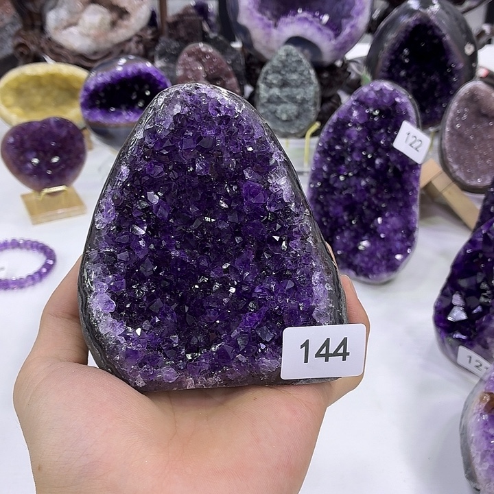 水晶未镶嵌大型摆件（非配饰）