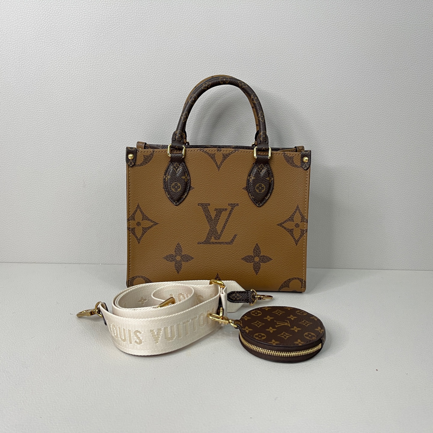 95新 LouisVuitton/路易威登 LV 老花onthego小号 单肩包6028